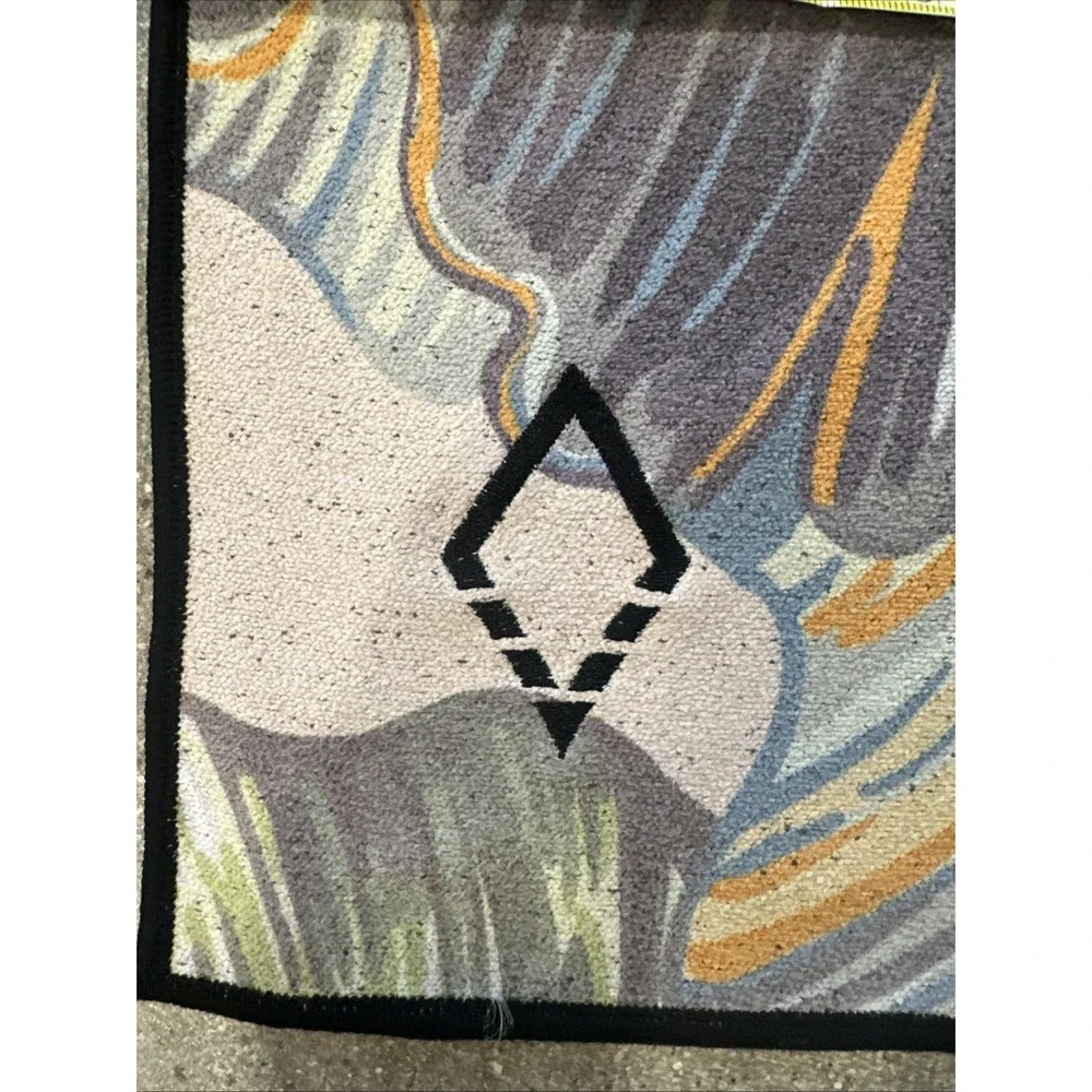 Nomadix Yoga Mat/Towel Size 70x29 Tropical Leaf Print Tribalism Multi-Color - Picture 4 of 7